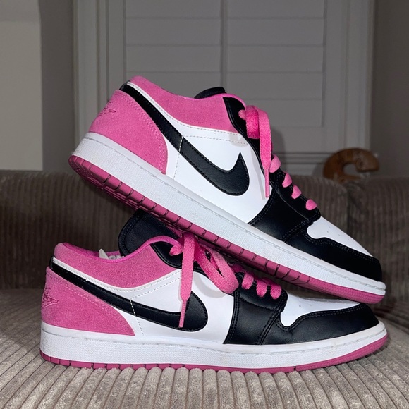 Nike Air Jordan 1 Low SE - Picture 4 of 8